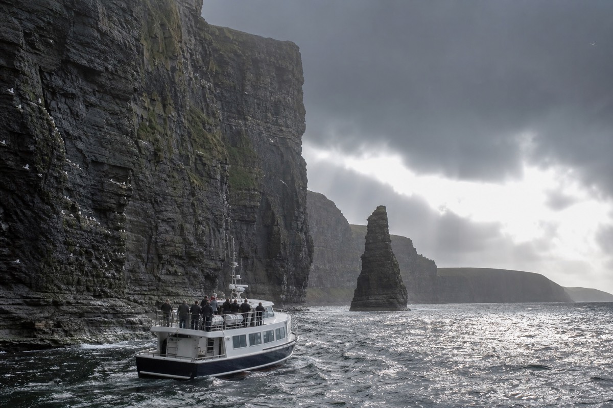Doolin Cliffs of Moher Cruise